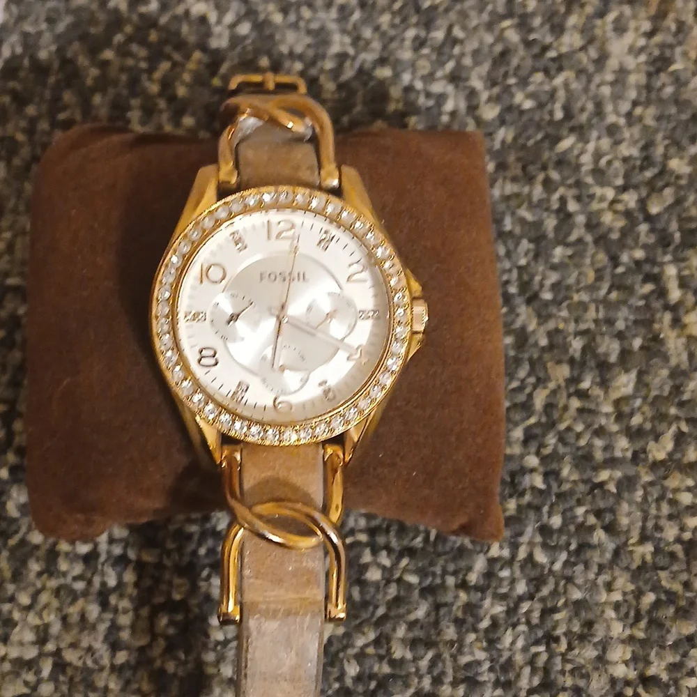 Fossil ES 3466 Rise gold rinestone chronograph women's watch tan leather…